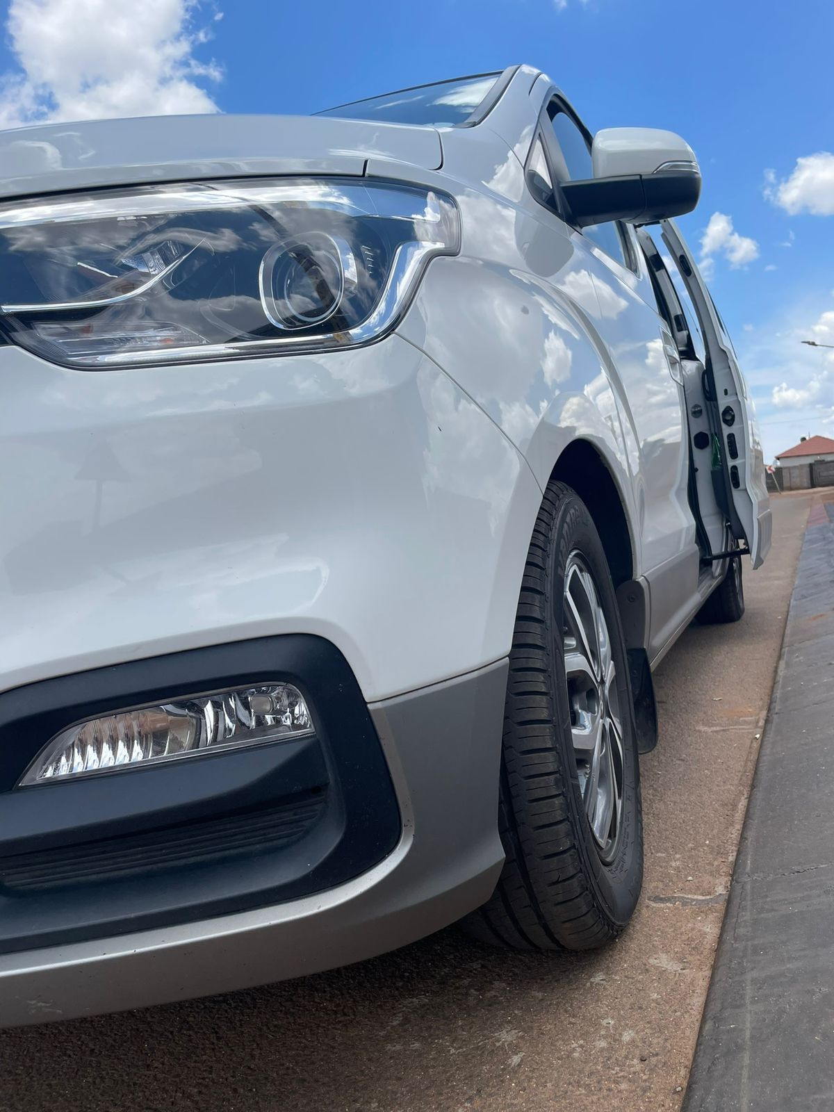 Hyundai Grand Starlex H1